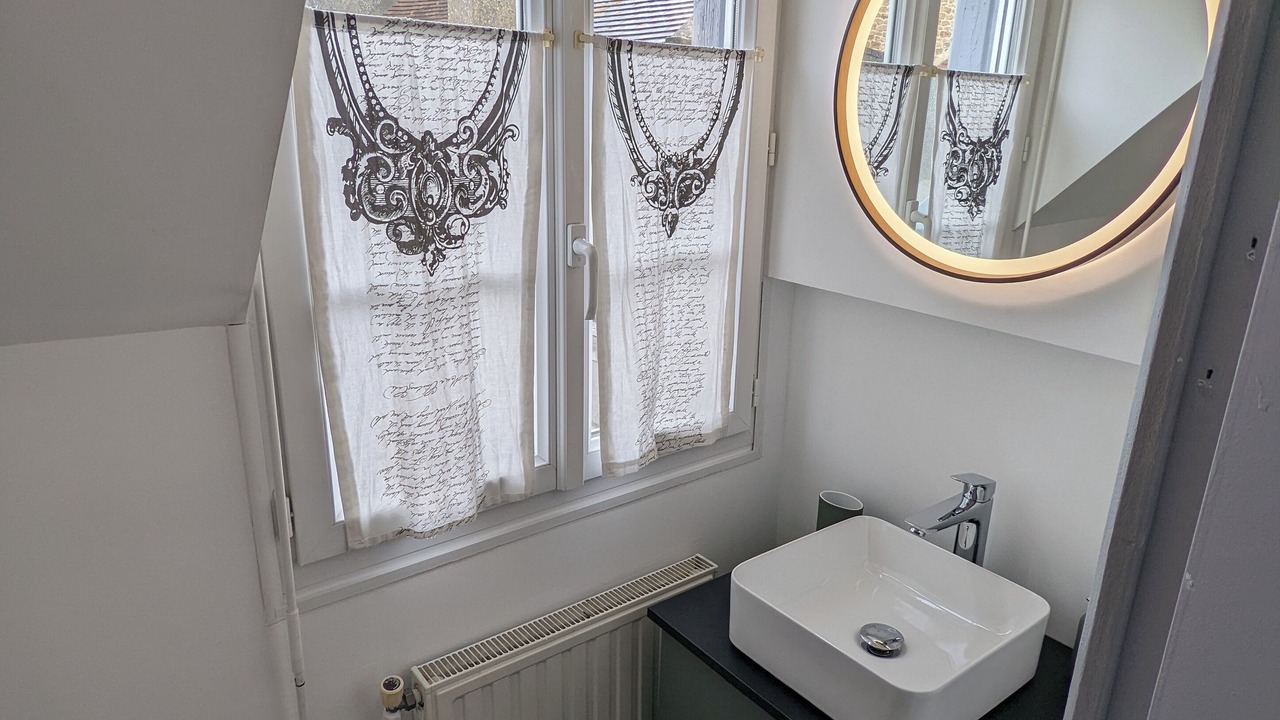 Photo of Bathroom in Luc-sur-Mer