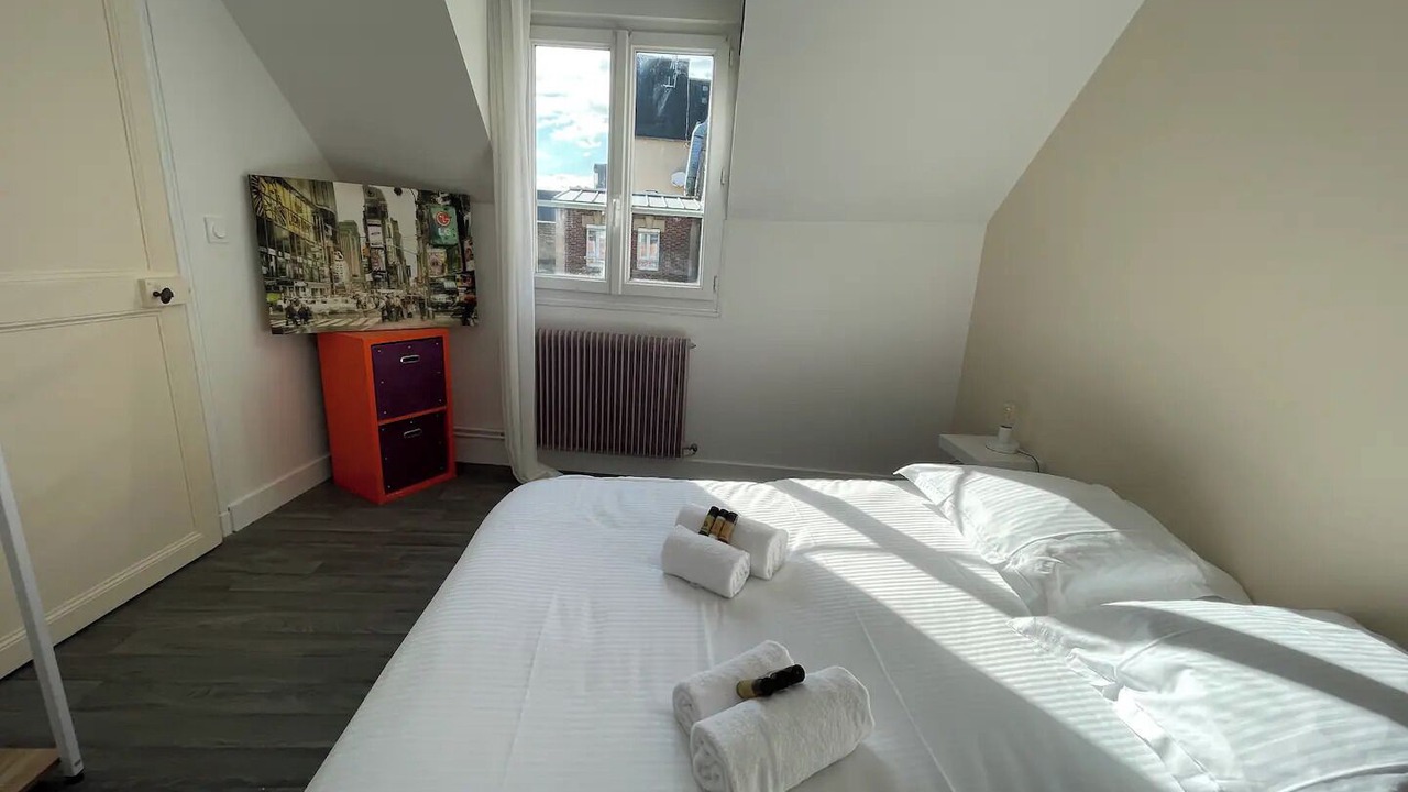 Photo of Bedroom in Luc-sur-Mer
