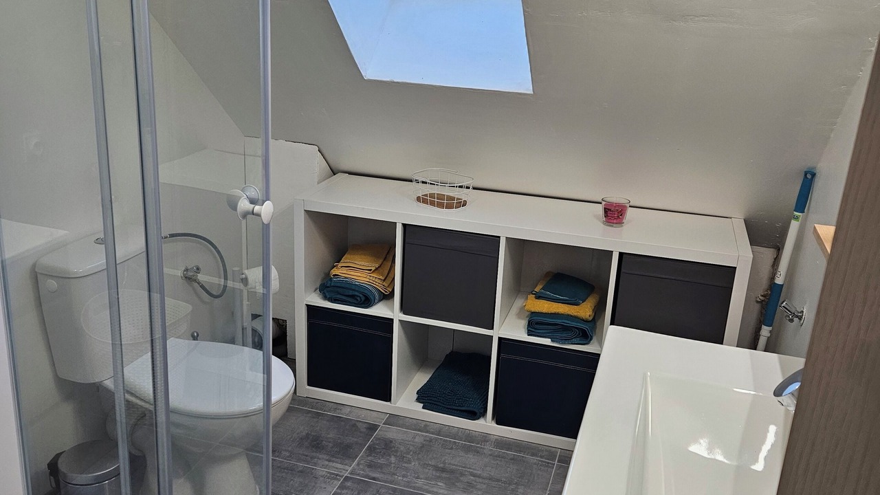Photo of Bathroom in Cuvilly