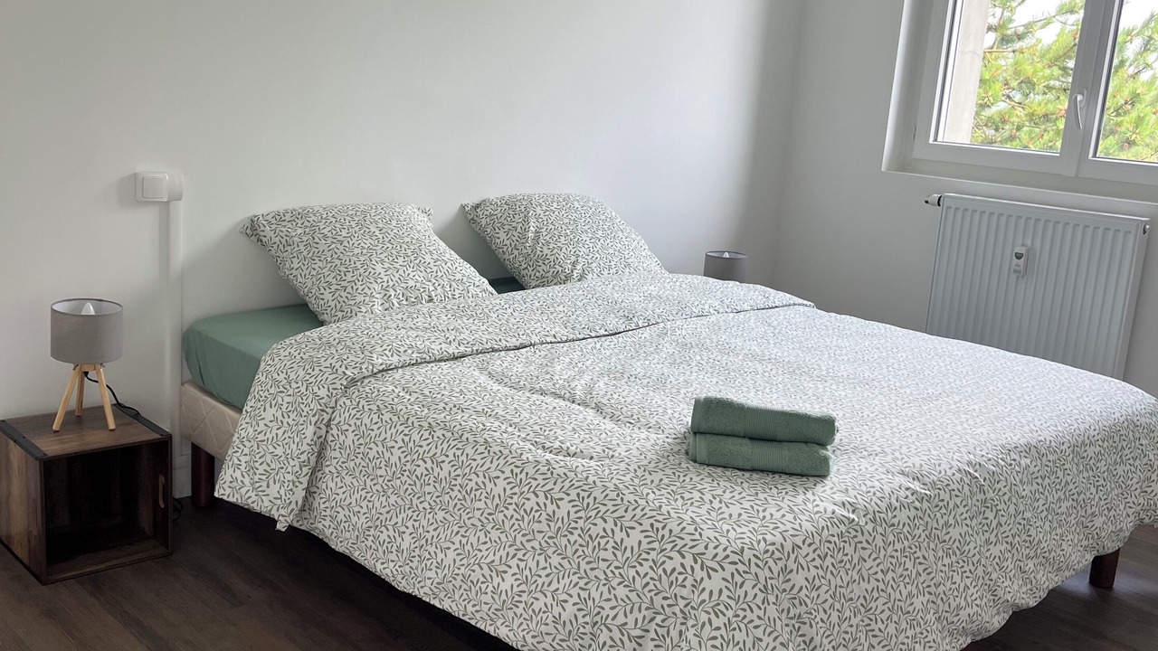 Photo of Bedroom in Pontorson
