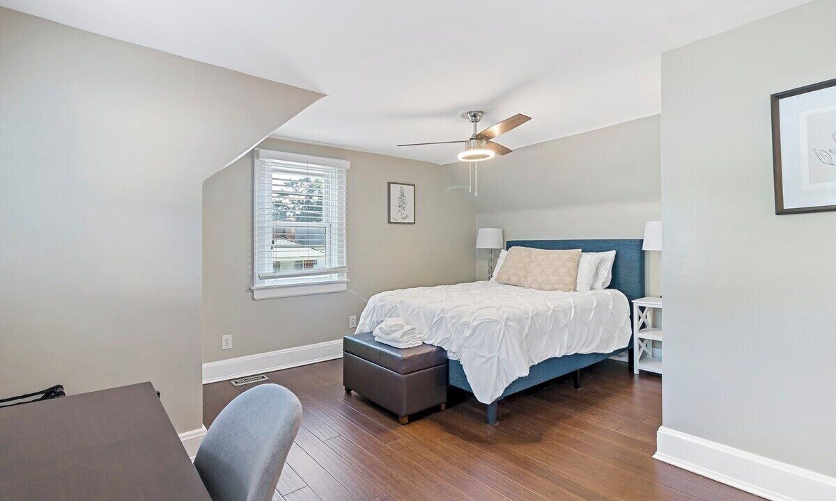 Photo of Bedroom in Oakley