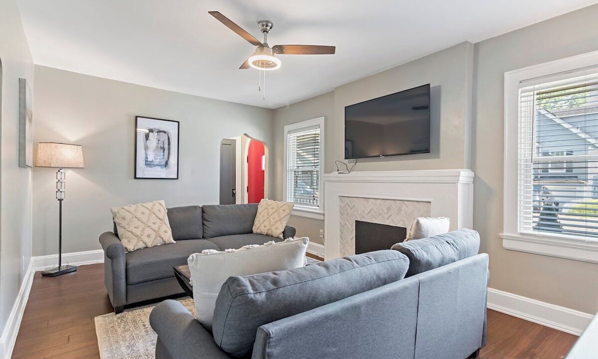 Photo of Livingroom in Oakley