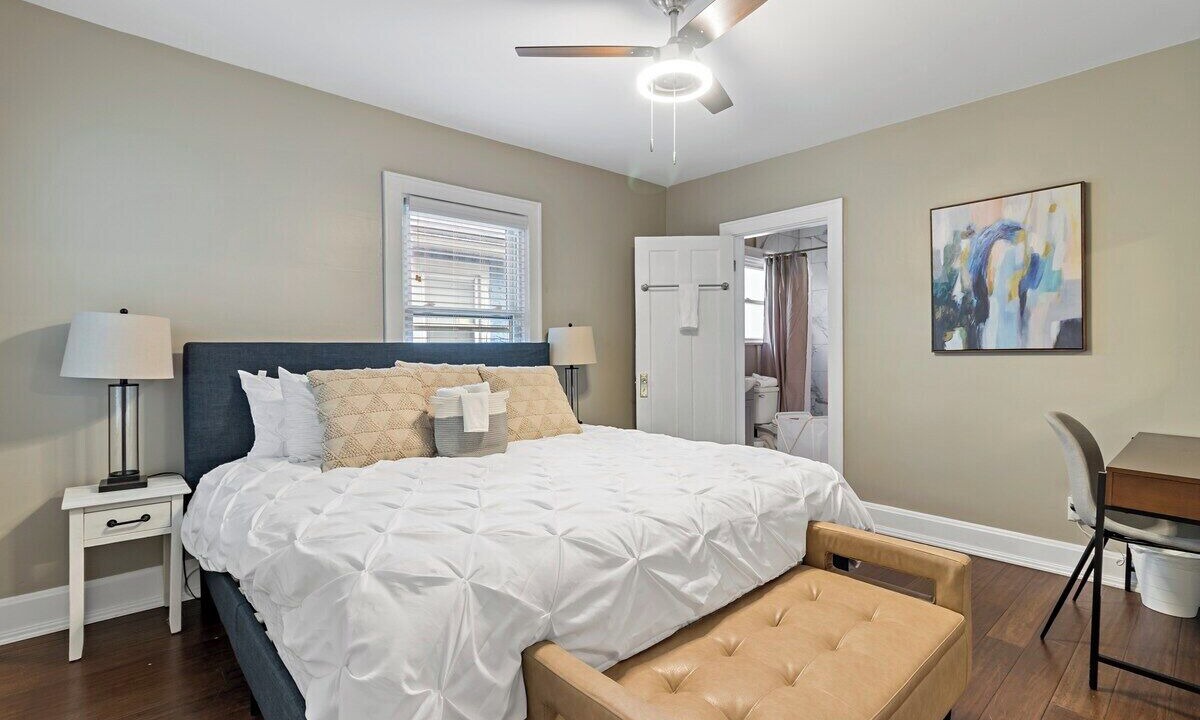Photo of Bedroom in Oakley