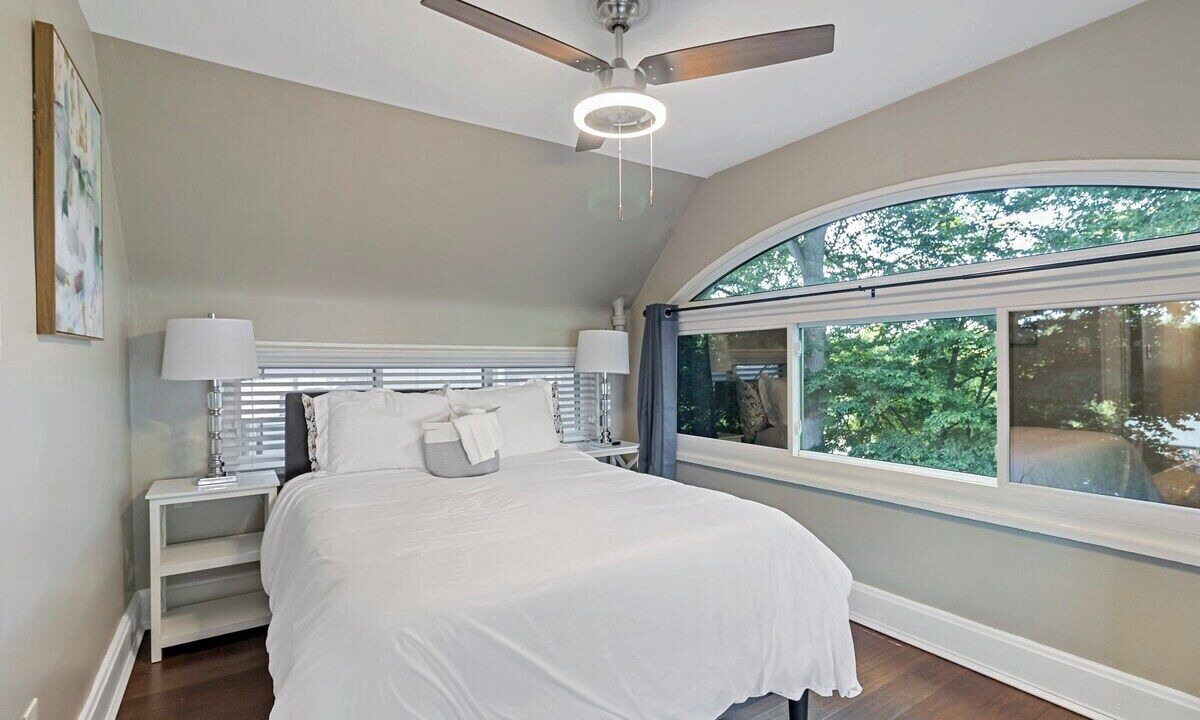 Photo of Bedroom in Oakley