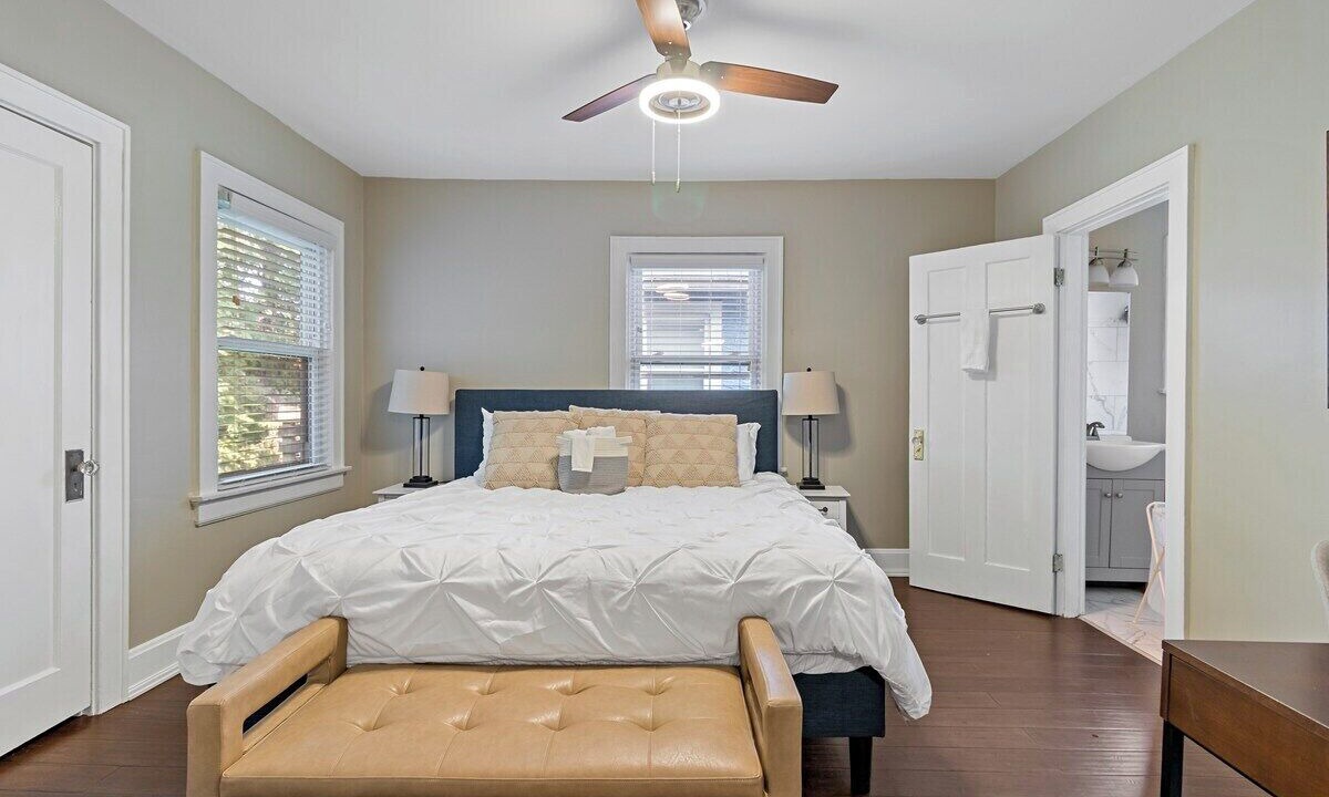 Photo of Bedroom in Oakley