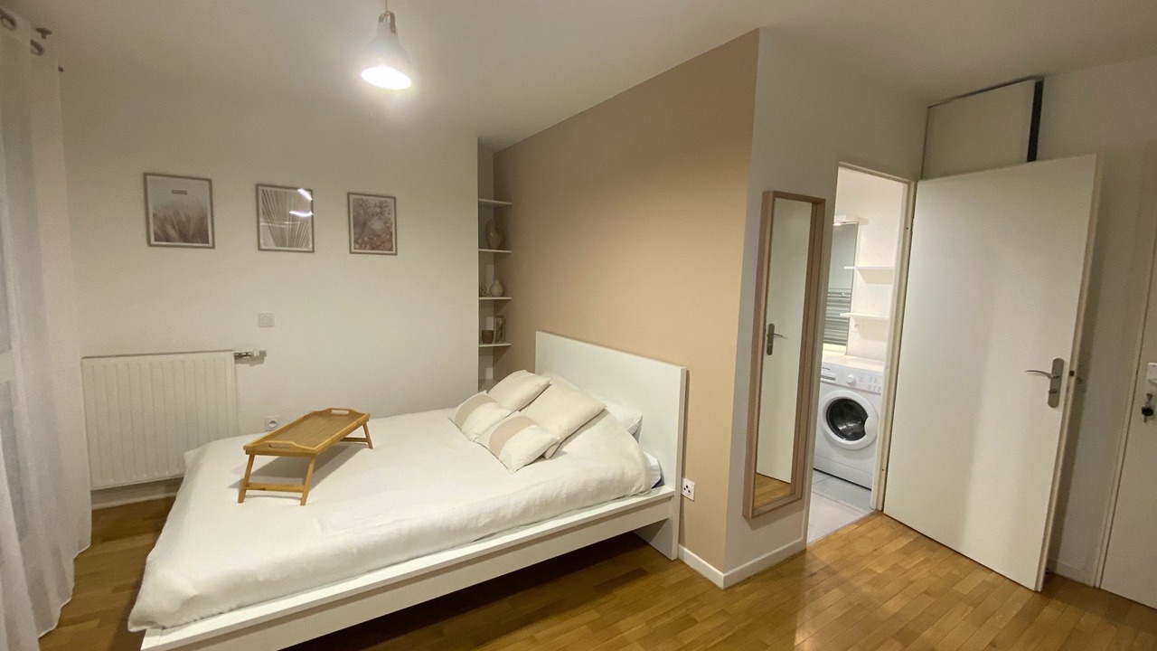 Photo of Bedroom in Deuil-la-Barre