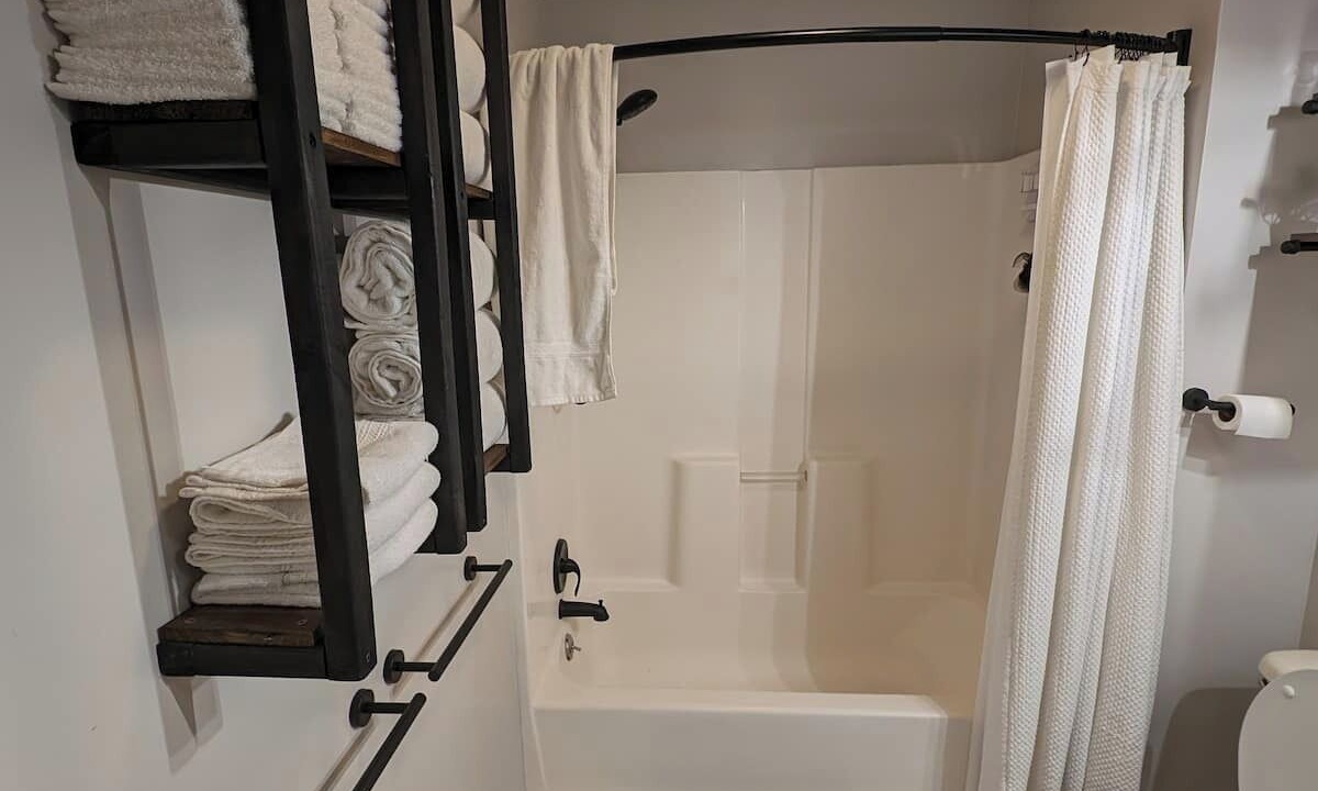 Photo of Bathroom in Lockport