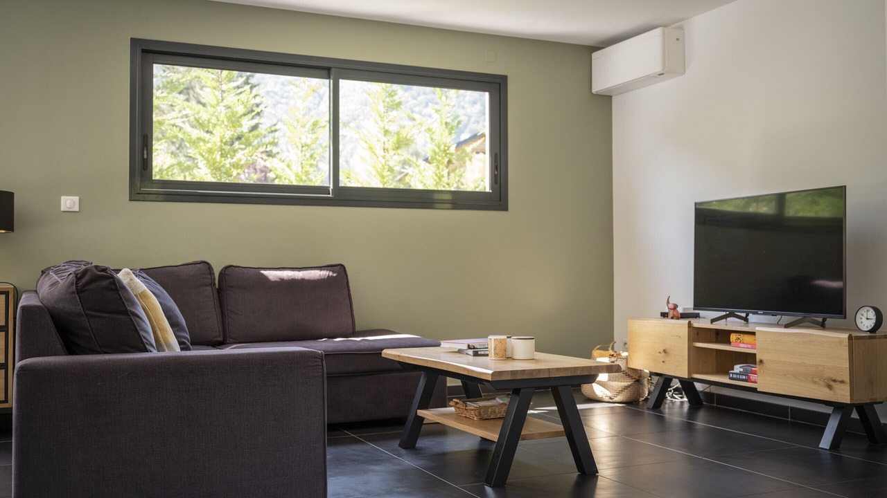 Photo of Others in Alex