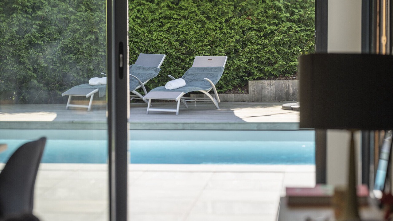 Photo of Others in Alex