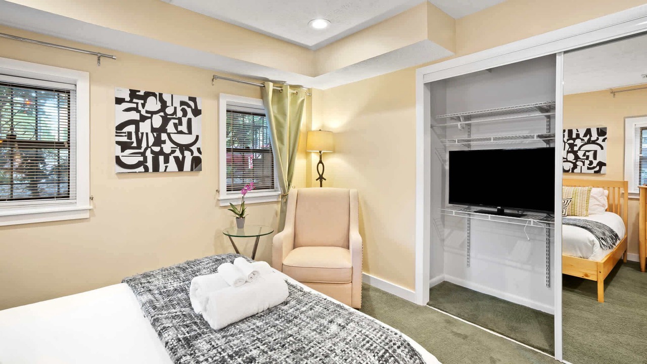 Photo of Bedroom in West End