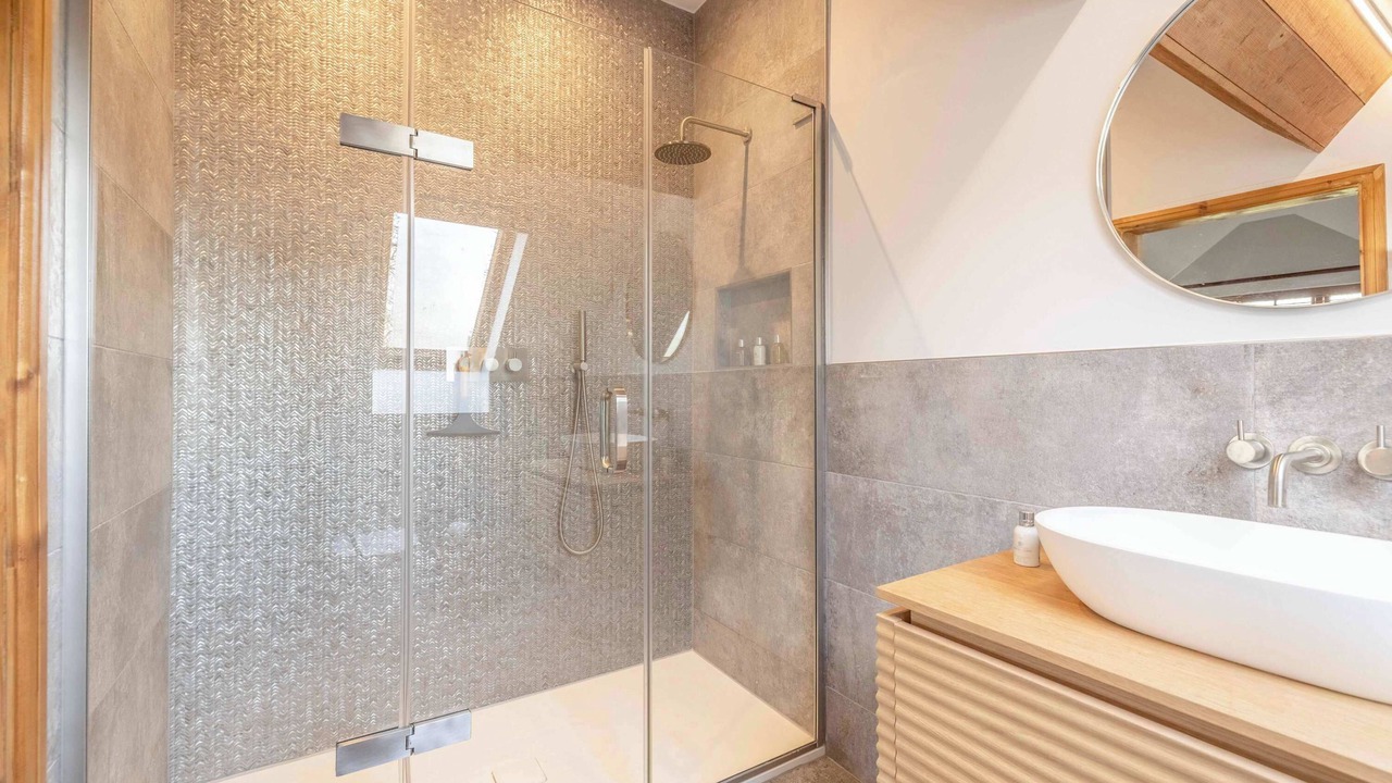 Photo of Bathroom in Winkfield