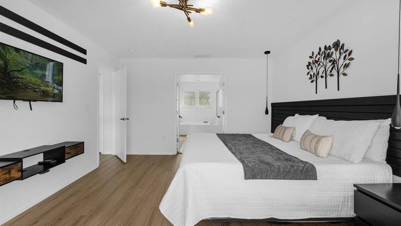 Photo of Bedroom in Sunset Lakes