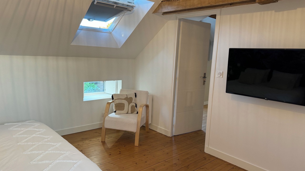 Photo of Bedroom in Laval