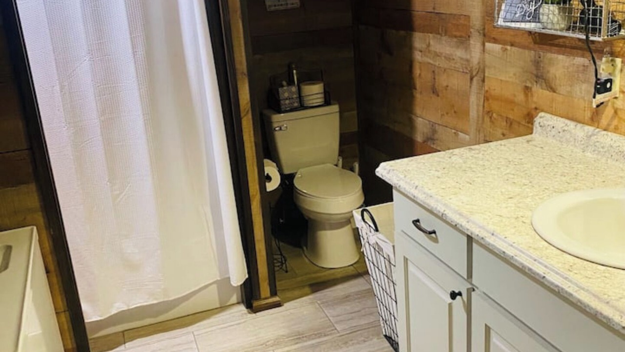Photo of Bathroom in Florien