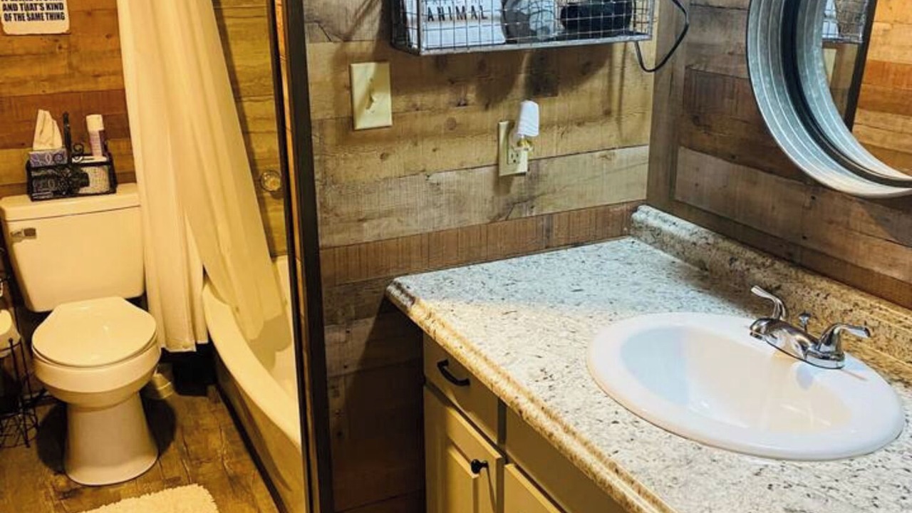 Photo of Bathroom in Florien