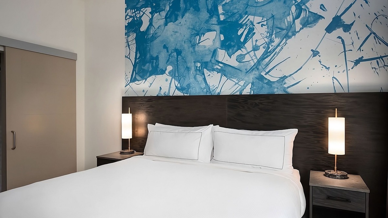 Photo of Bedroom in Central Area