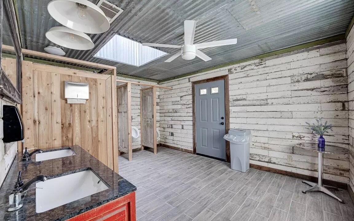 Photo of Bathroom in Waxahachie