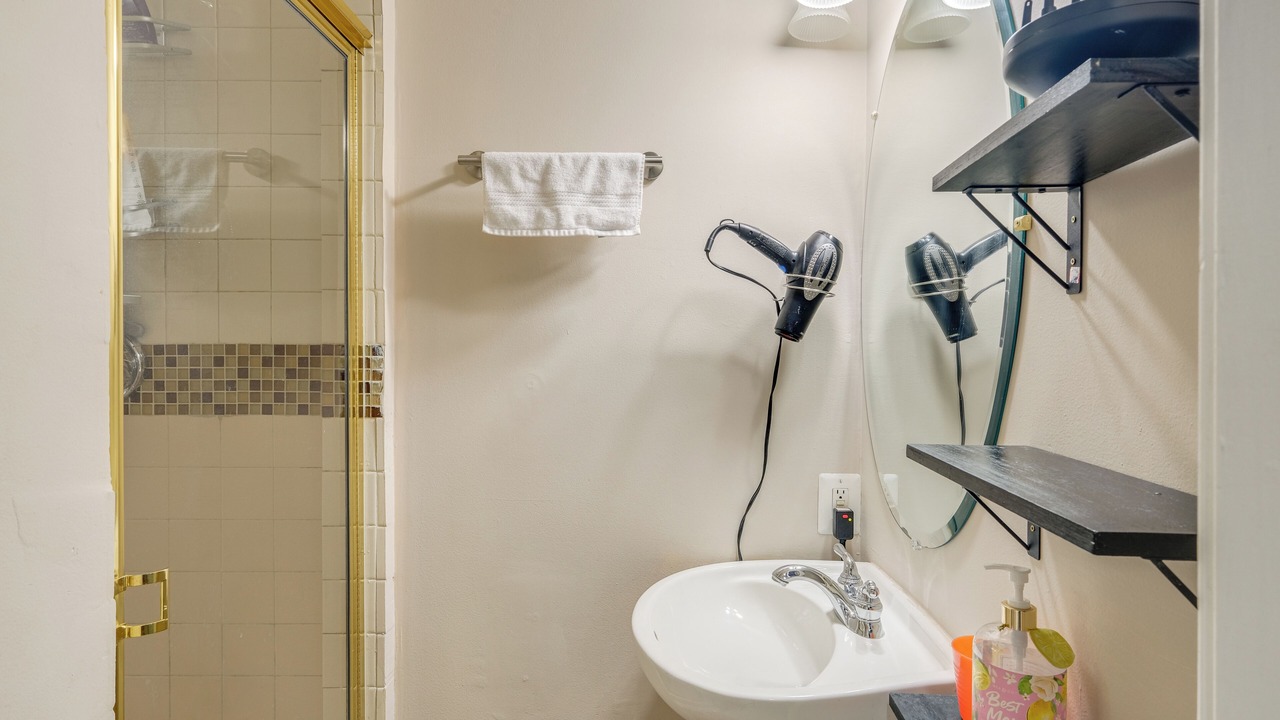 Photo of Bathroom in Sugarland Run