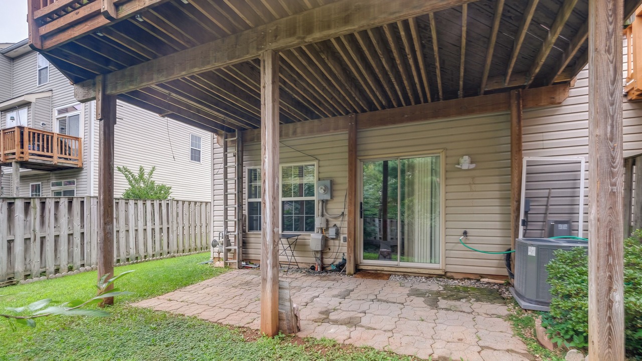 Photo of Patio Balcony in Sugarland Run