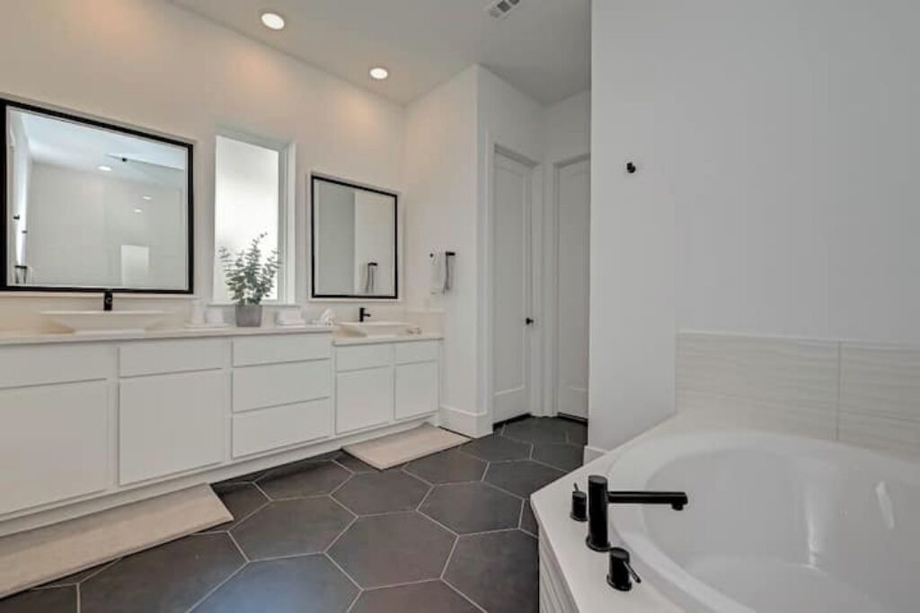 Photo of Bathroom in Tomball