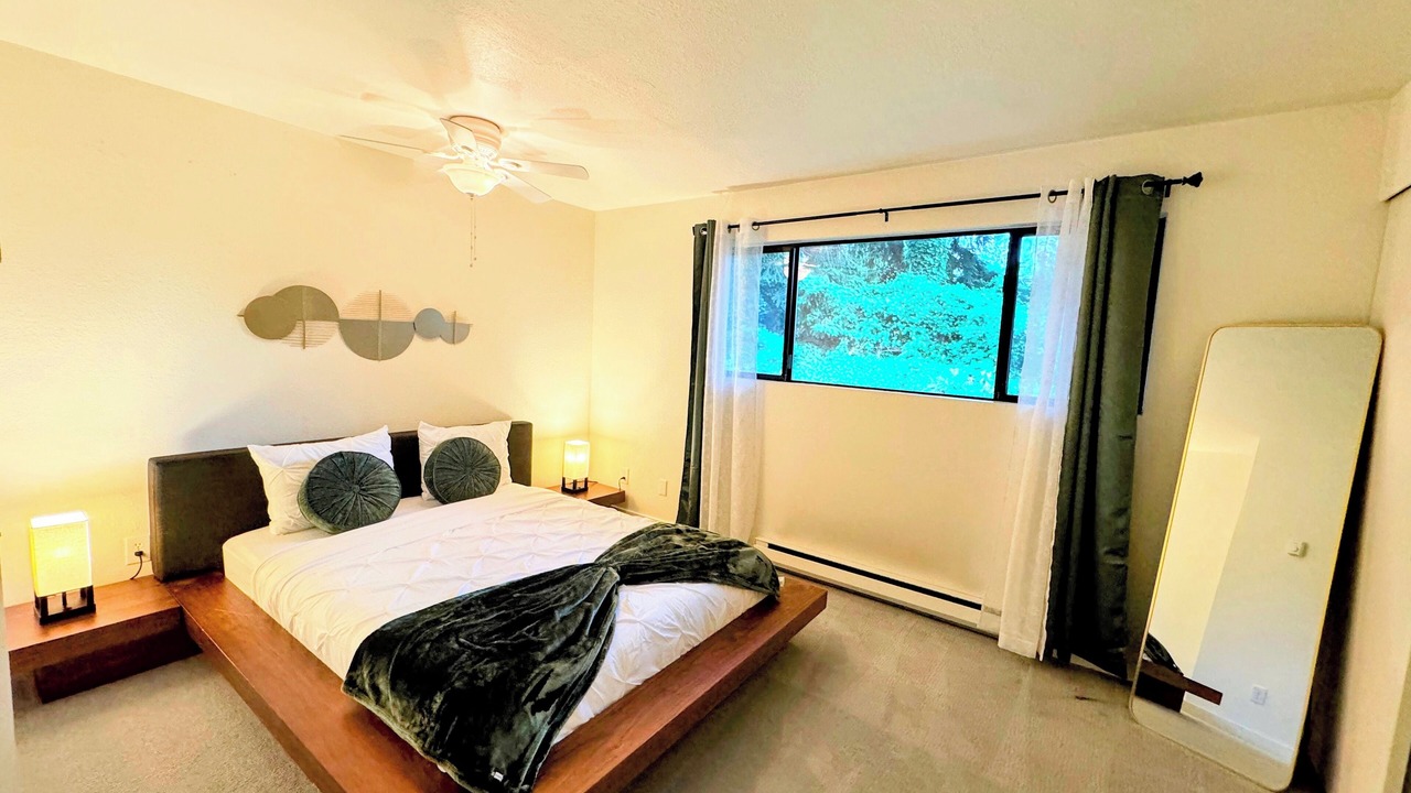 Photo of Bedroom in Lynnwood