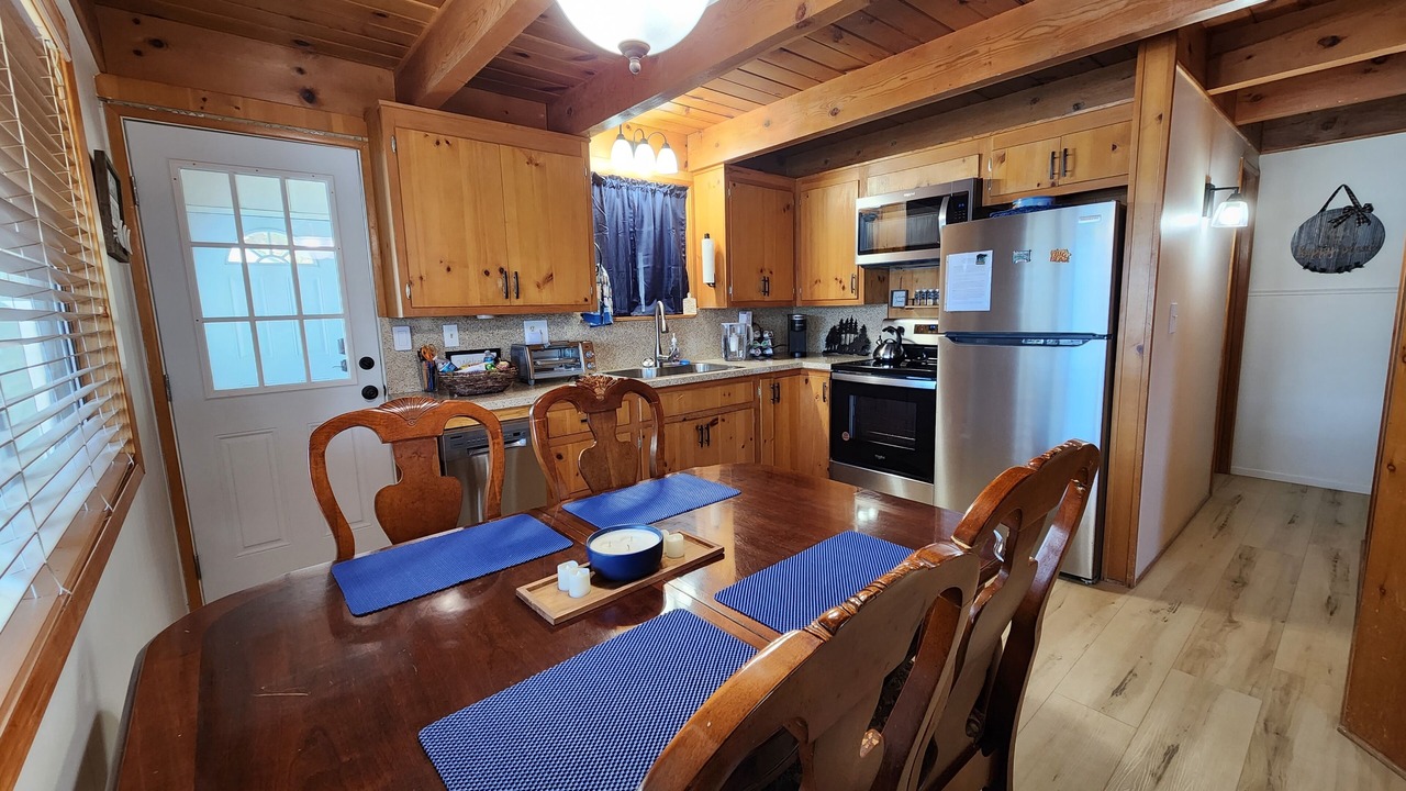 Photo of Kitchen in Fawnskin
