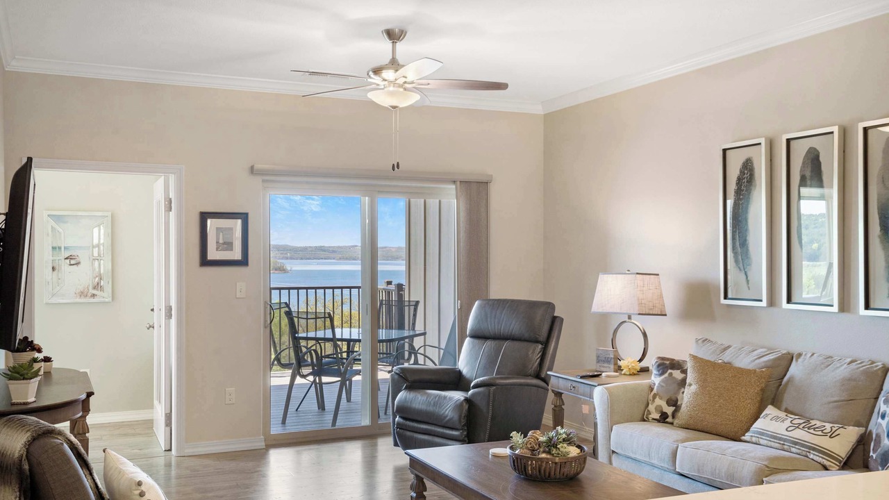 Photo of Patio Balcony in Table Rock