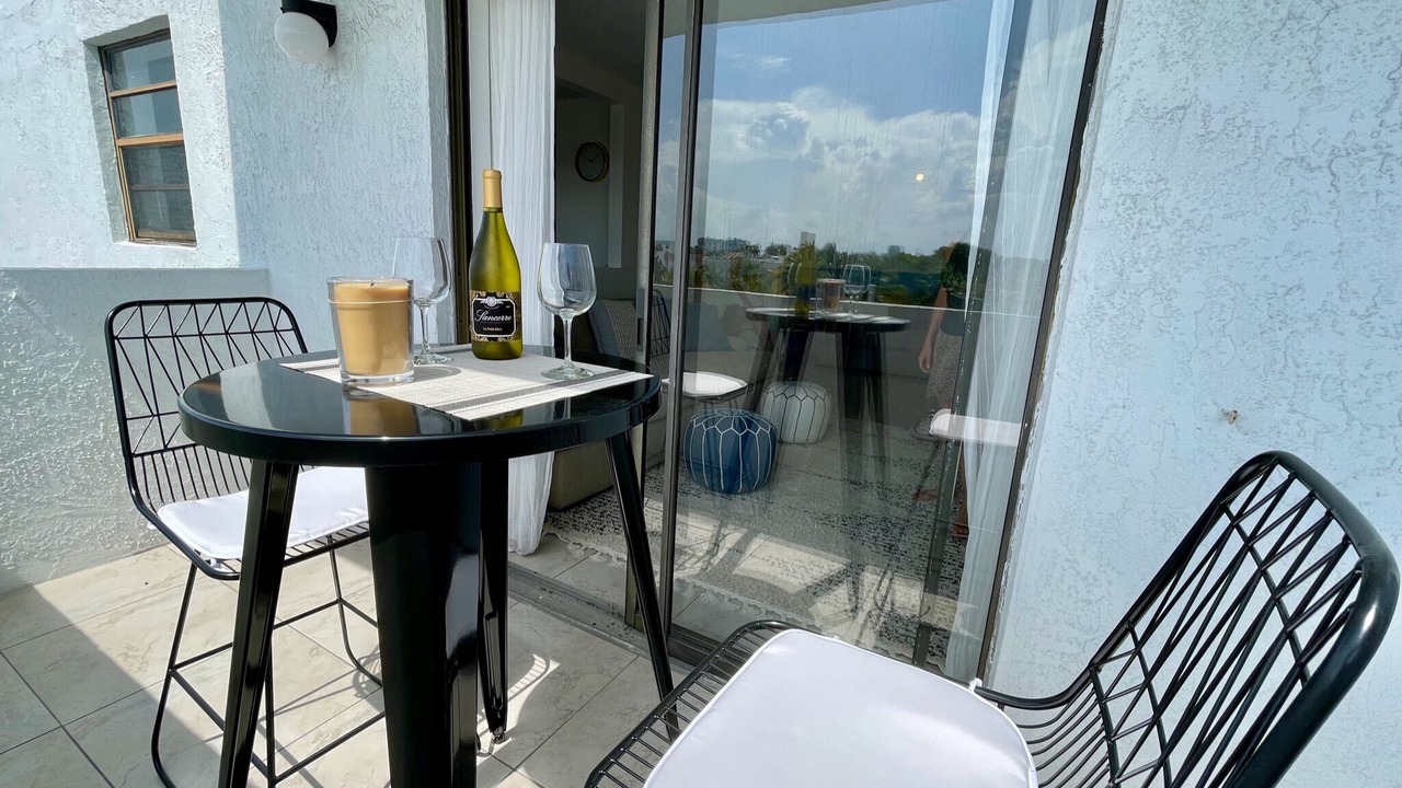 Photo of Patio Balcony in South Beach