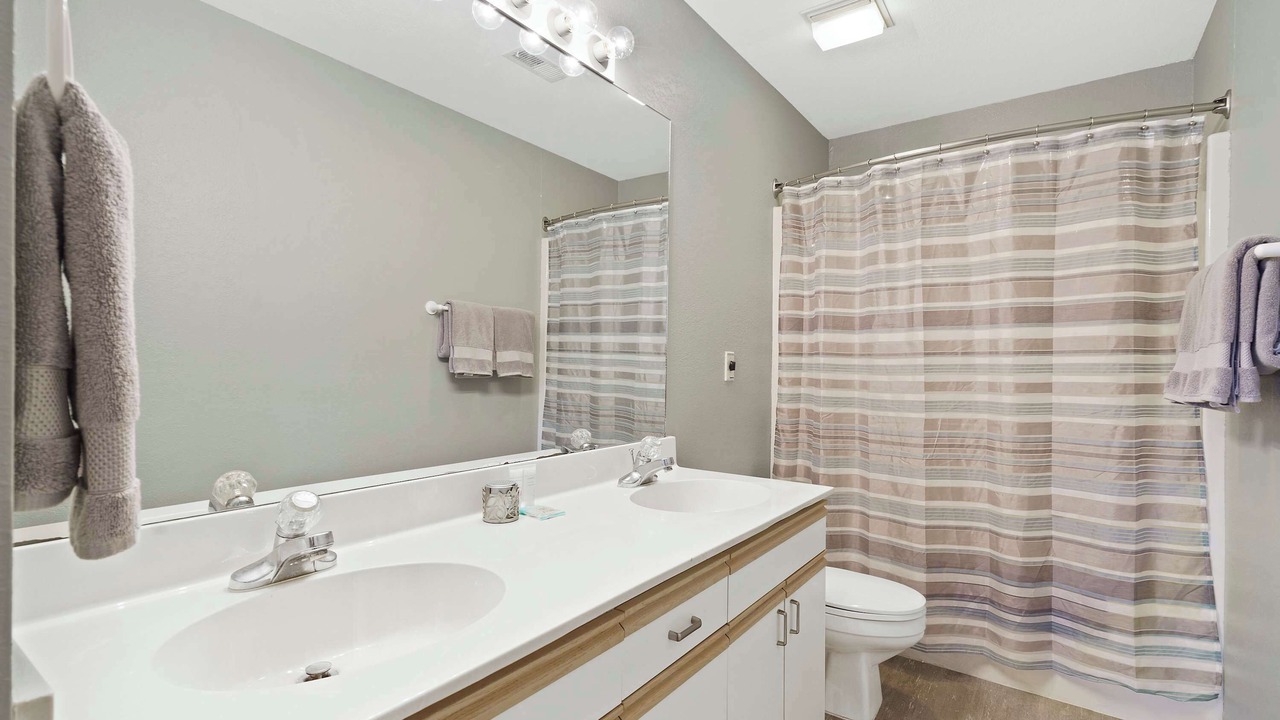 Photo of Bathroom in Branson