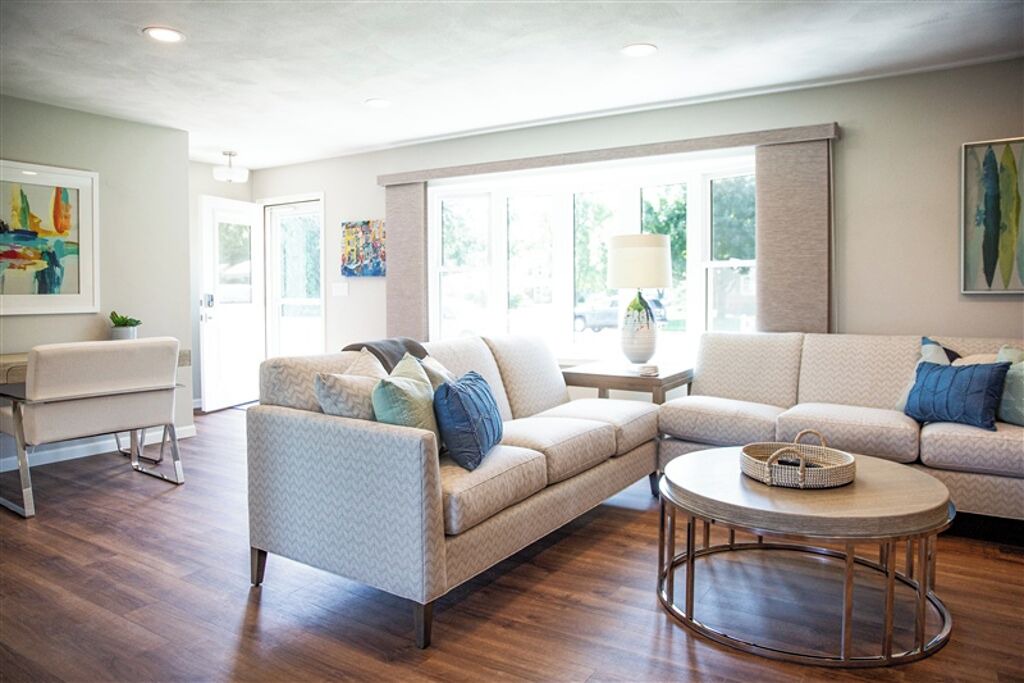 Photo of Livingroom in Janesville