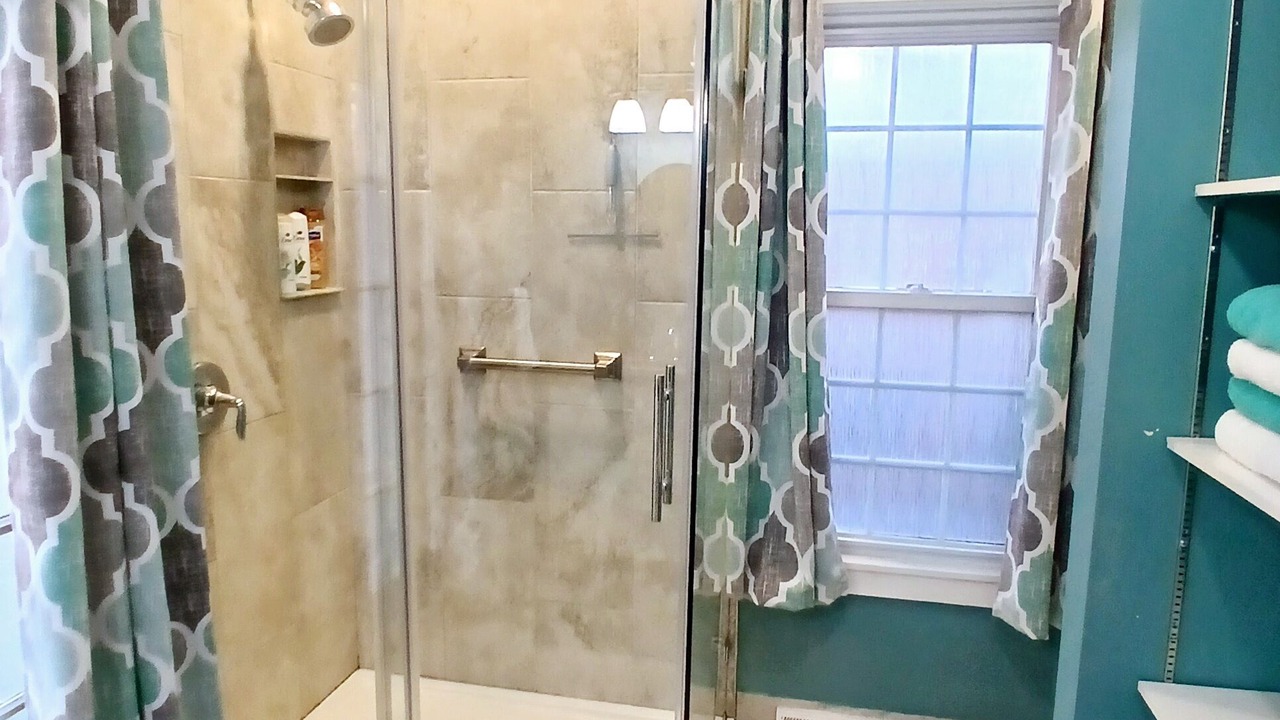 Photo of Bathroom in Algonac