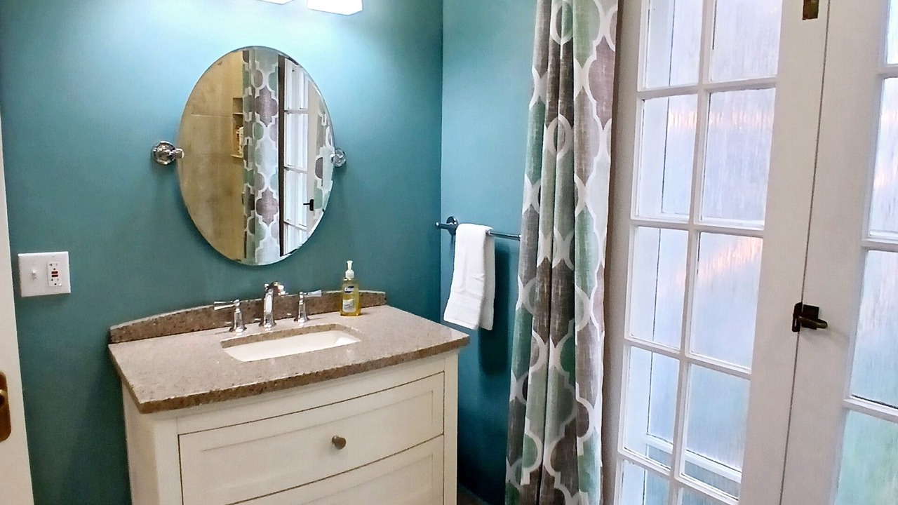 Photo of Bathroom in Algonac