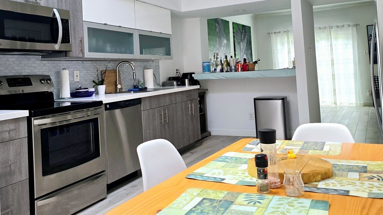 Photo of Kitchen in George Bush Park/Eldridge