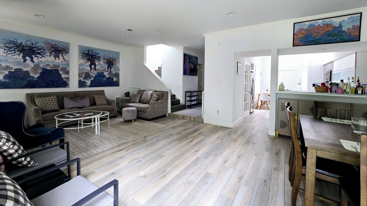 Photo of Livingroom in George Bush Park/Eldridge