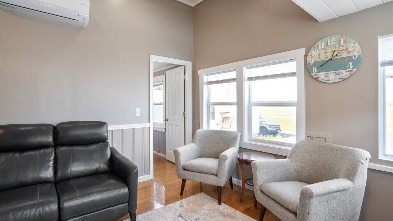 Photo of Livingroom in Hampton