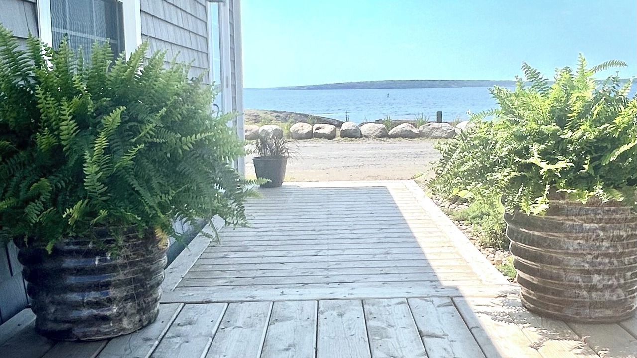 Photo of Patio Balcony in Lunenburg County