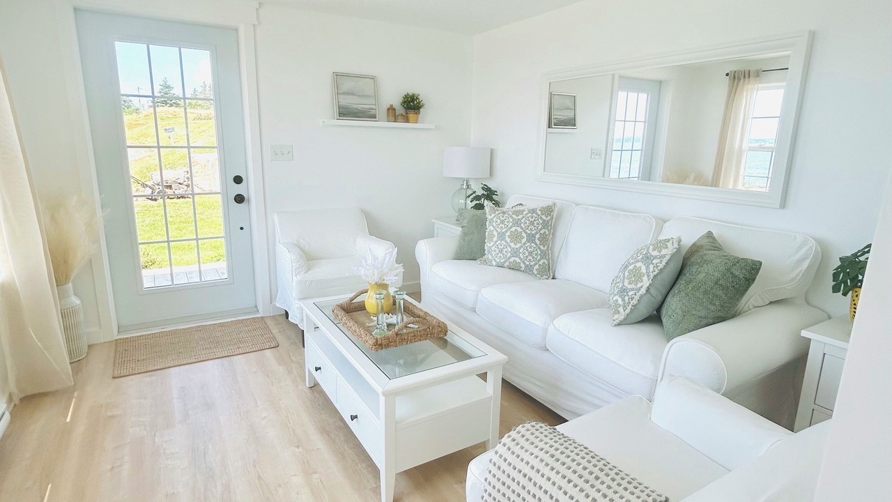 Photo of Livingroom in Lunenburg County