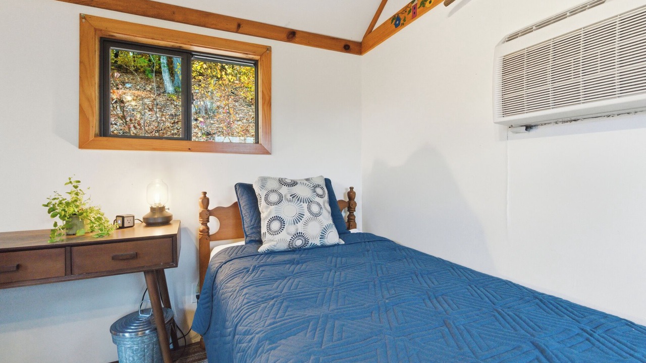 Photo of Bedroom in Alton Bay