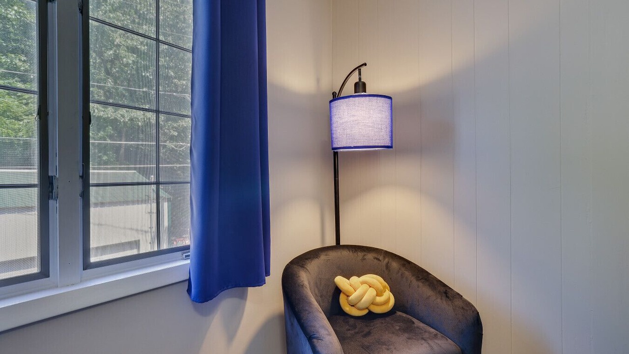 Photo of Others in Ashfield