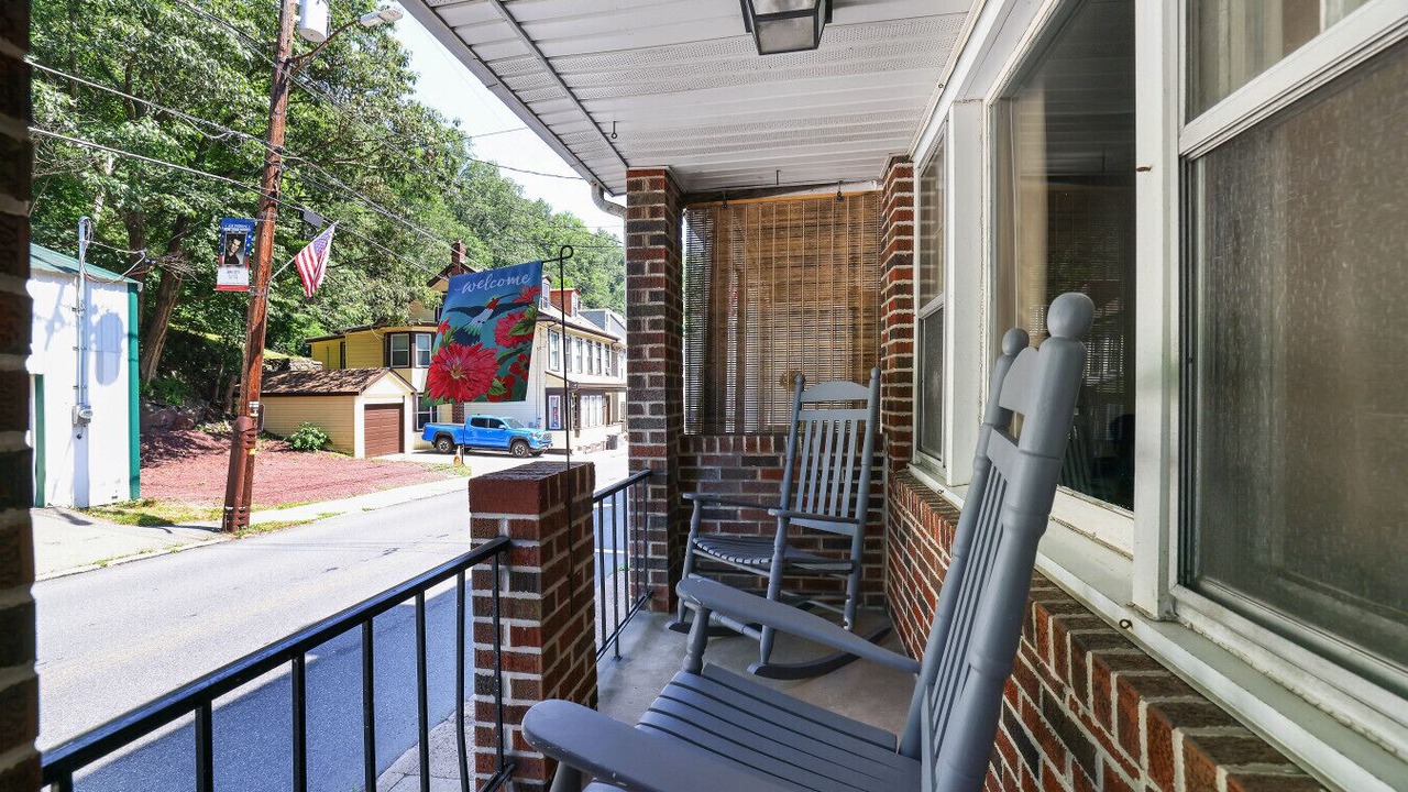 Photo of Outdoor in Ashfield