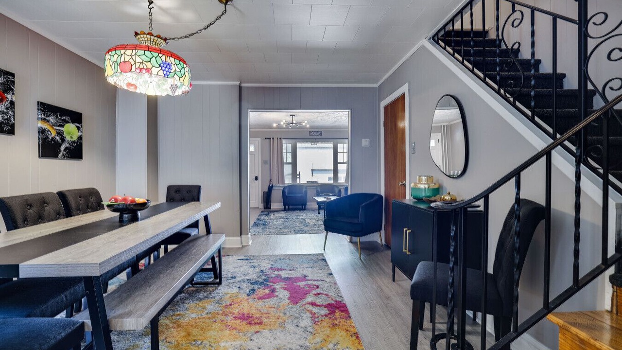 Photo of Others in Ashfield