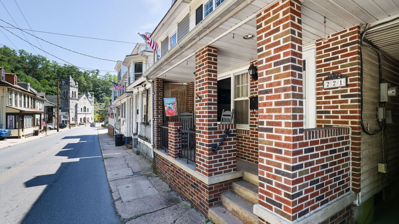 Photo of Outdoor in Ashfield