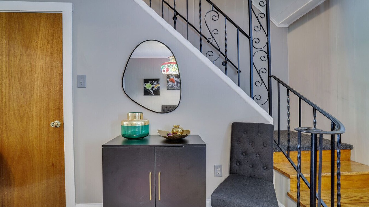 Photo of Others in Ashfield