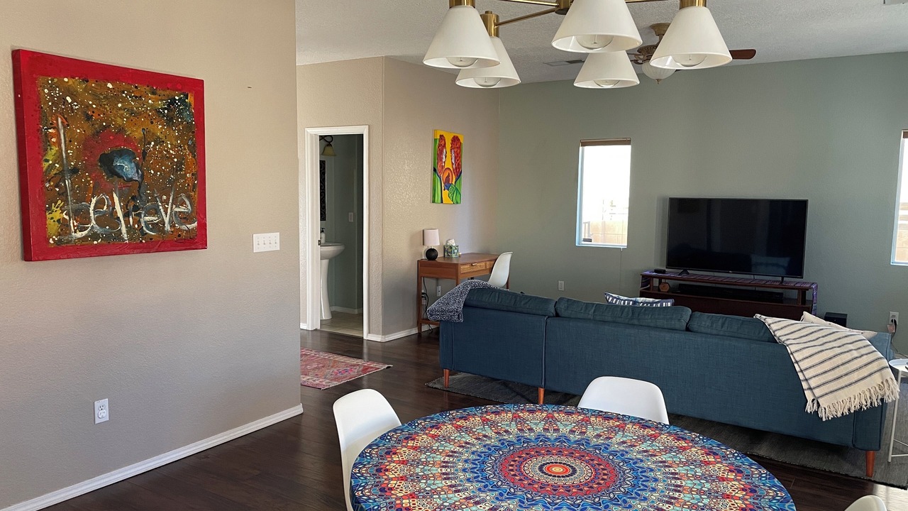 Photo of Livingroom in Parkway