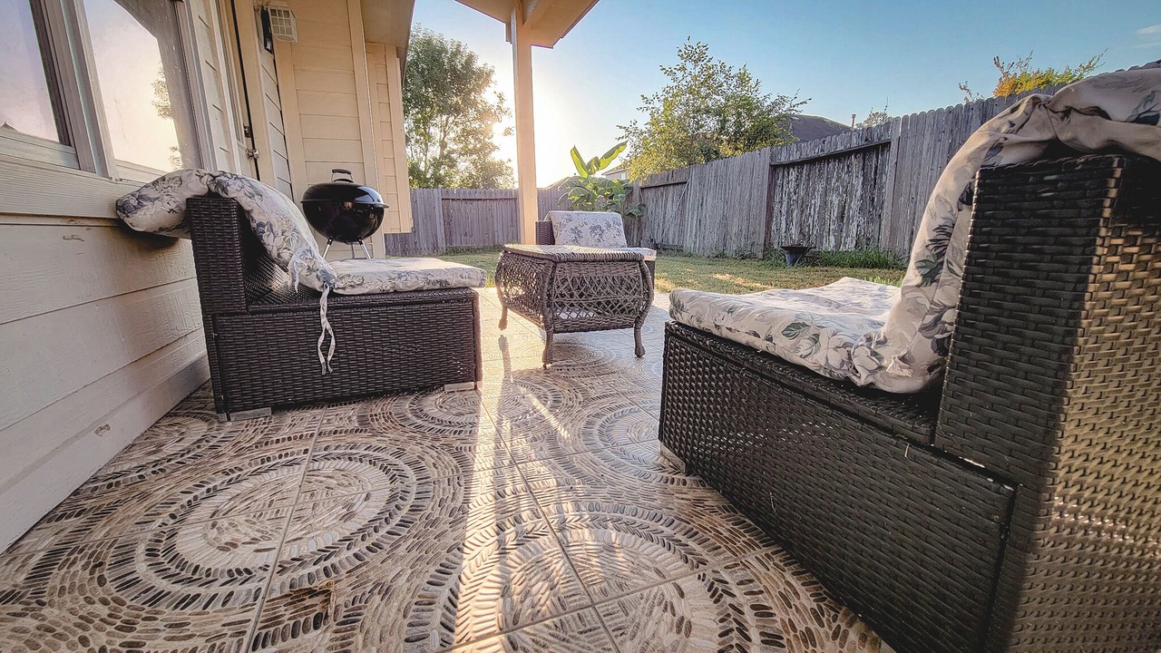 Photo of Patio Balcony in Spring