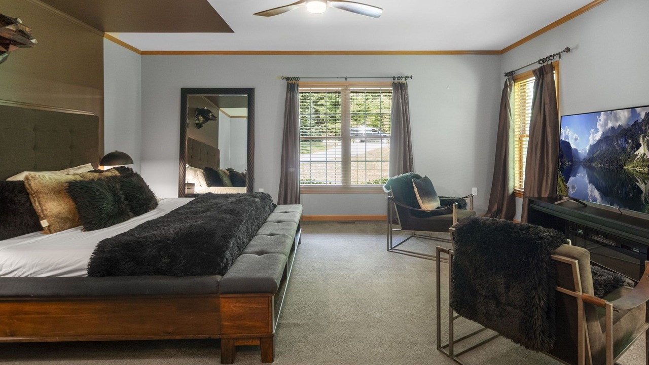 Photo of Bedroom in Bolton Landing