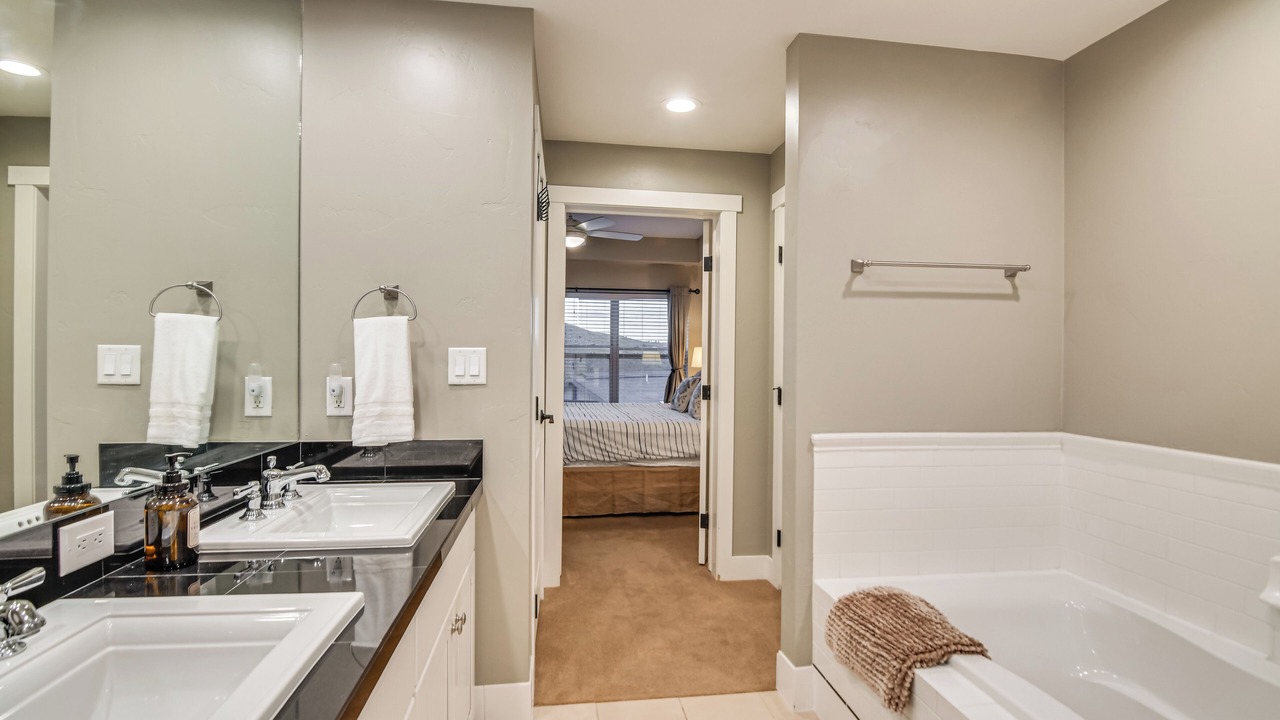Photo of Bathroom in Silvercreek