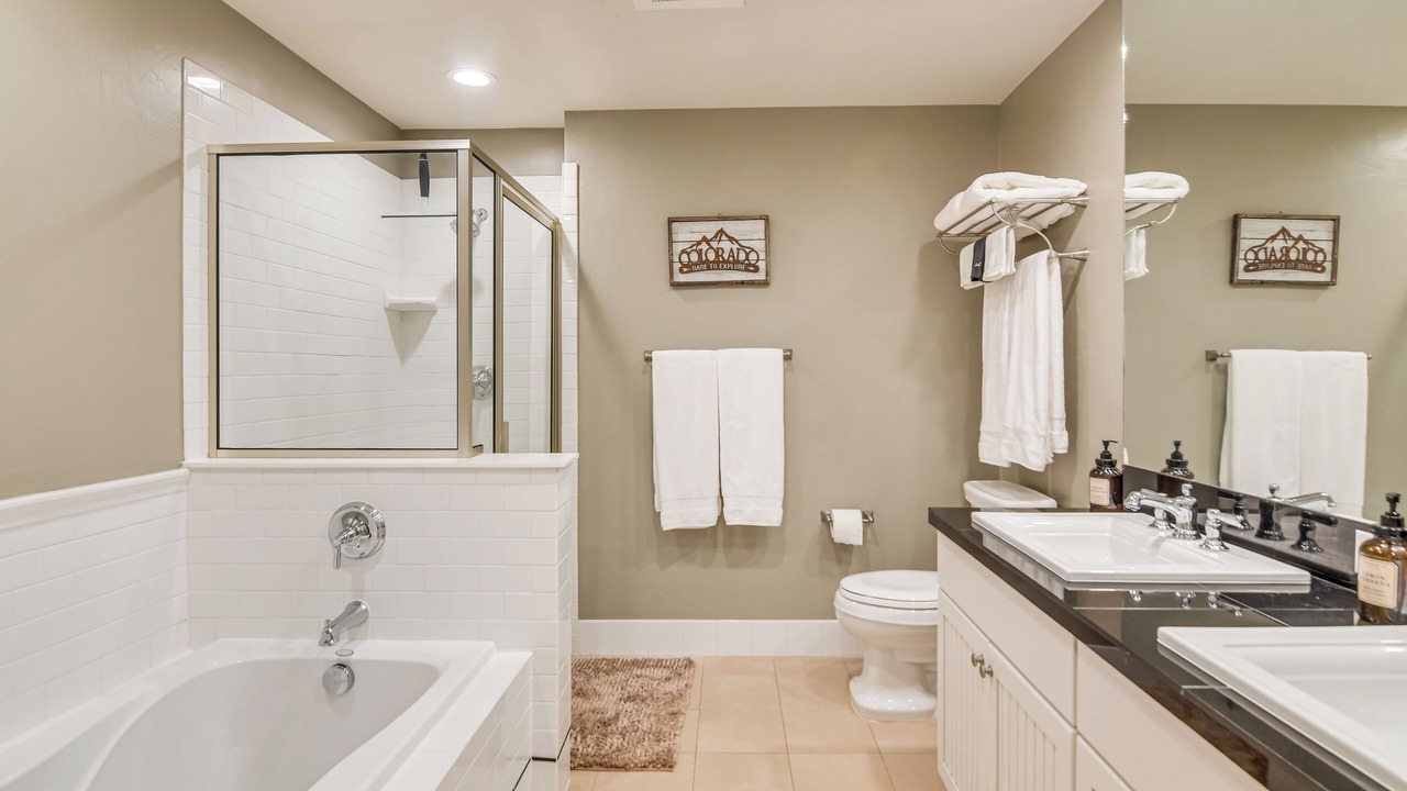 Photo of Bathroom in Silvercreek