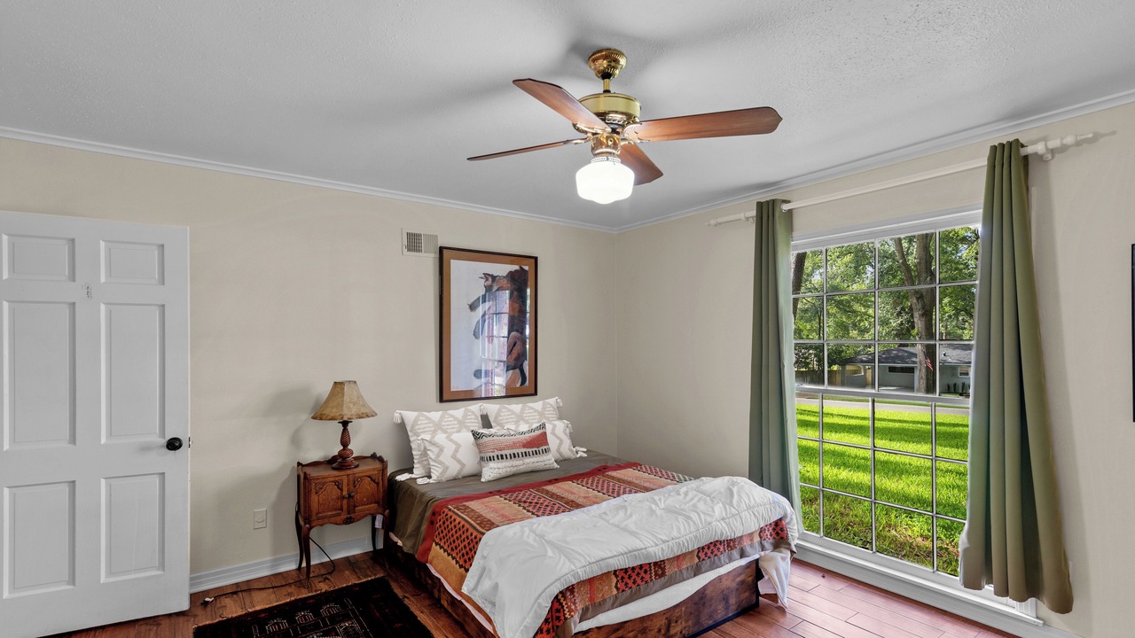 Photo of Bedroom in Springlake