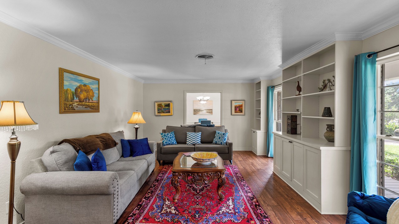 Photo of Livingroom in Springlake